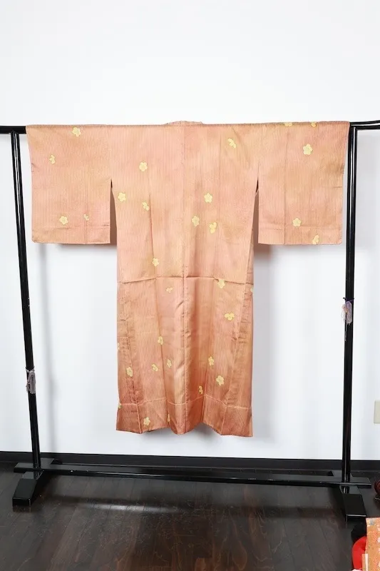 coat, brand new, Nishijin weave, shades of brown and yellow stripes, floral pattern, R311