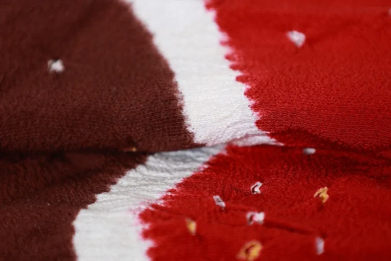 used Stole – Red, Brown, and White – Kanoko Shibori & Nuitori Shibori – R351