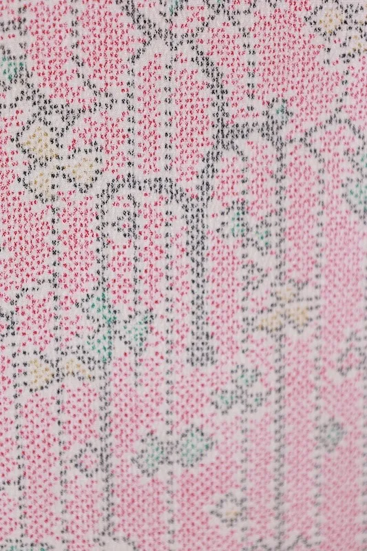 Shiozawa Tsumugi(Japan Pre-loved kimono) – Red, Gray, Yellow, Green(A088)
