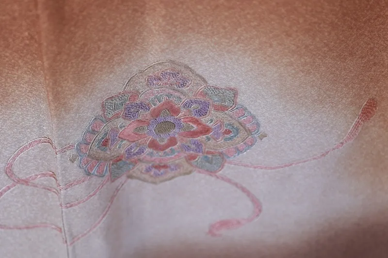 Tsukesage used Kimono – Shades of Brown, Green, and Purple; Floral and Noshi (Ceremonial Ribbon) Motifs; Swatow Embroidery (B1411)