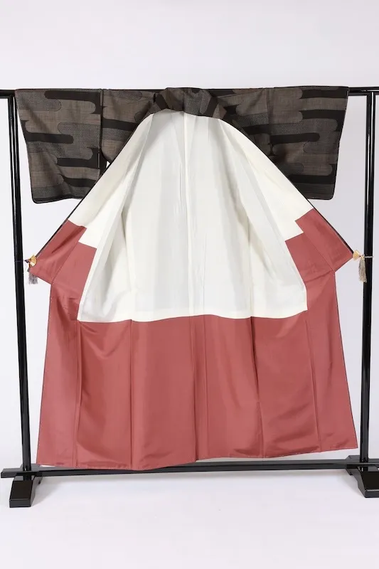 Authentic Oshima Tsumugi（Japan kimono) – Brand New & Unused – Black & Brown – 5-Maruki K308