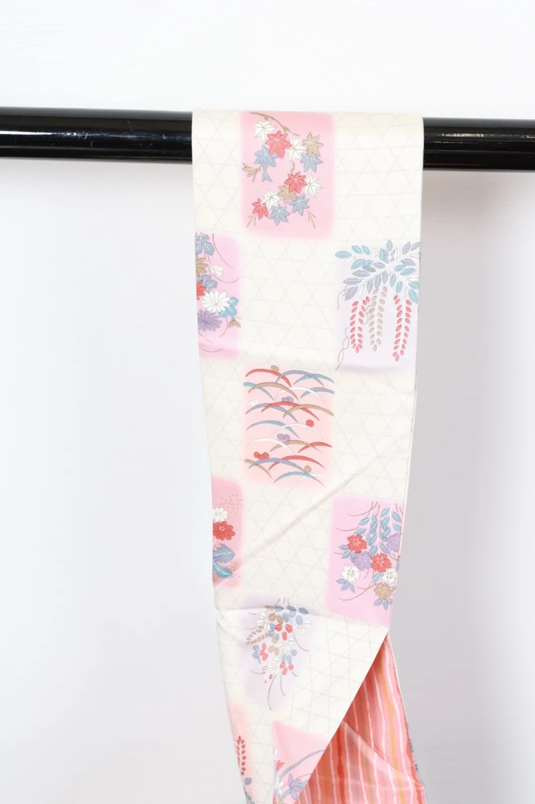 Nagoya Obi(used sash) – Off-white, pink, blue, shades of purple, (R112)
