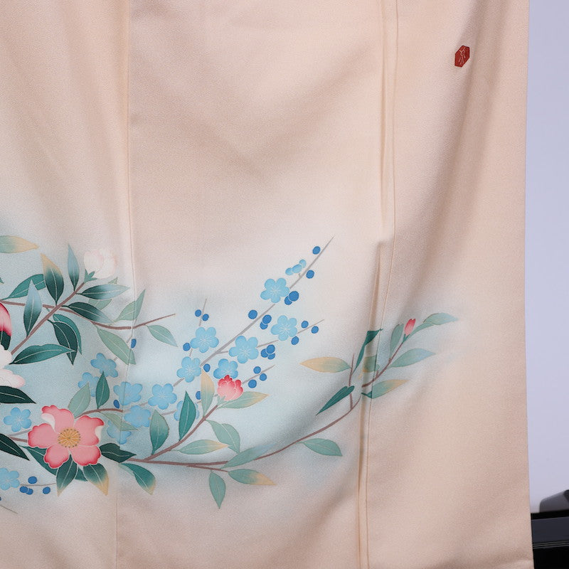 Japanese kimono  (Irotomesode) L-size 100% silk  / 630