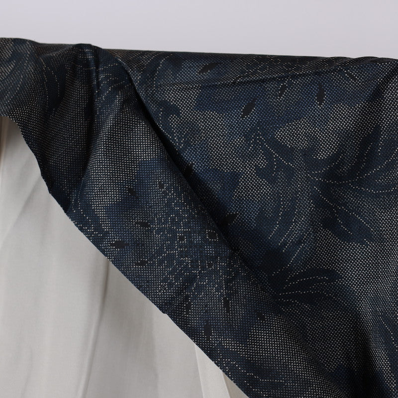 Used kimono  (Tsumugi) L-size 100% silk  / 1086