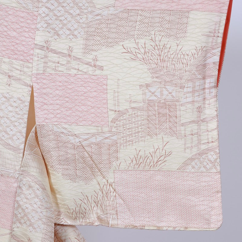 Used kimono  (Komon) M-size 100% silk  / 1094