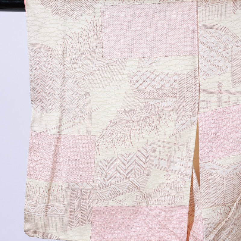 Used kimono  (Komon) M-size 100% silk  / 1094