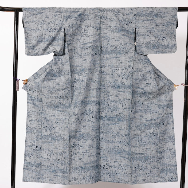 Used kimono  (Tsumugi) M-size 100% silk  / 1103