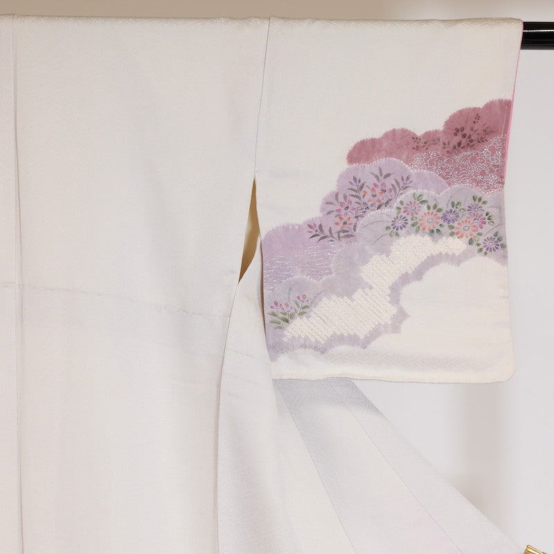 Japanese kimono  (HOumongi) M-size 100% silk  / 770