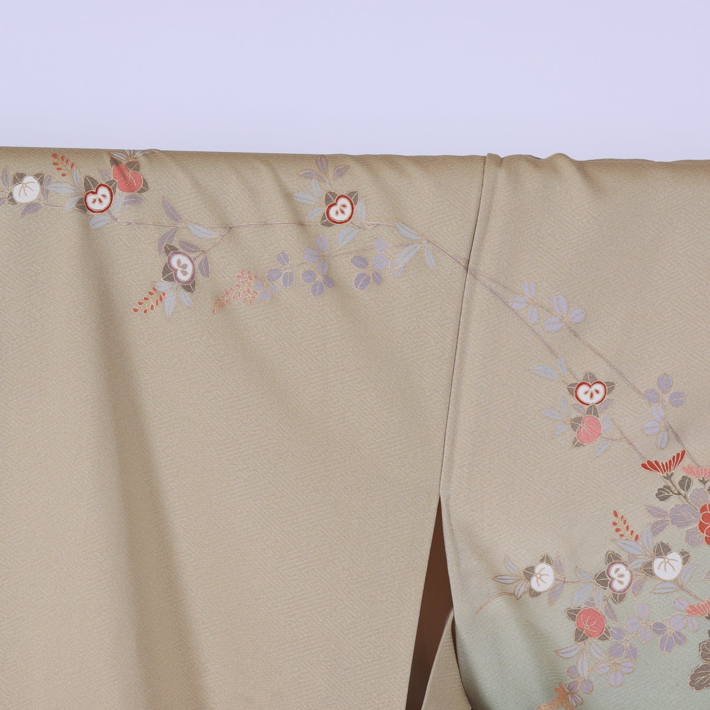 Japanese kimono  (Houmongi) S-size 100% silk  / 768