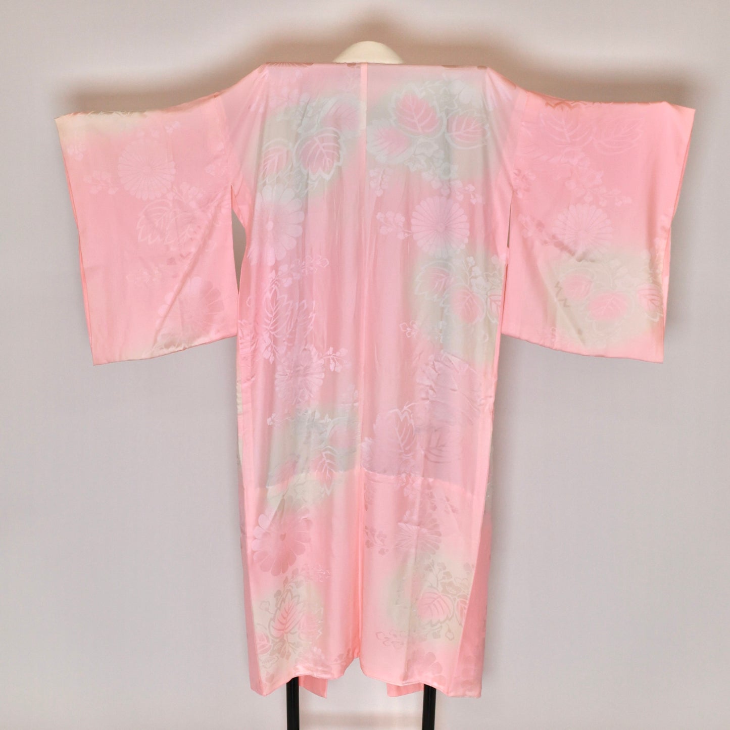 Wear under the kimono undershirt(Nagazyuban)   M-size 100%silk / 780