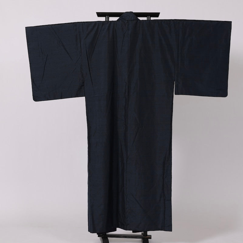 Used Japanese kimono men’s (Tsumugi) M-size 100% silk  / 1211