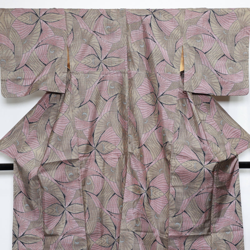 Japanese kimono  (Tsumugi) M-size 100% silk  / 800