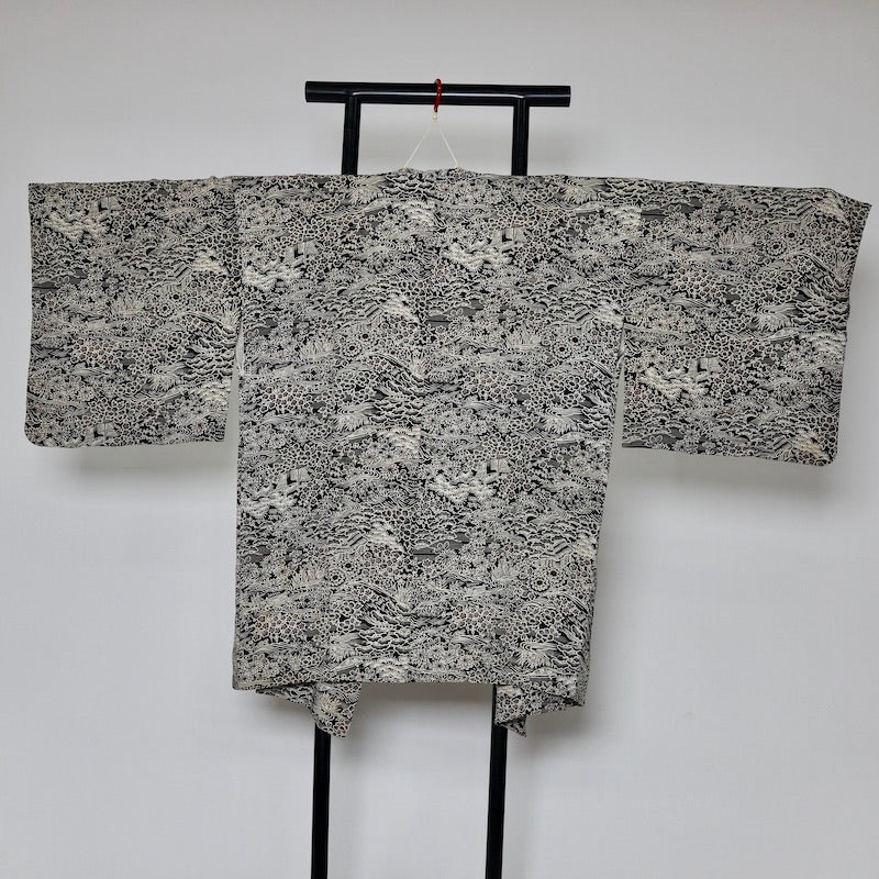 Japanese kimono  Coat (Michiyuki) M-size 100% silk  / 813