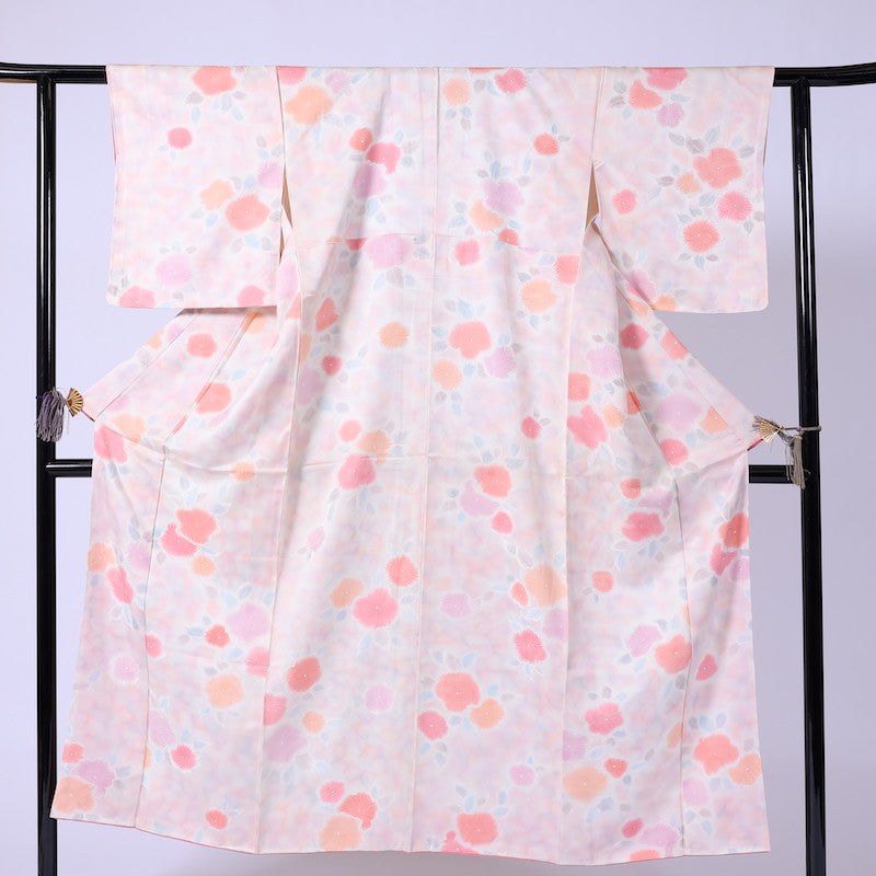 Japanese kimono  (Komon) M-size 100% silk  / 892