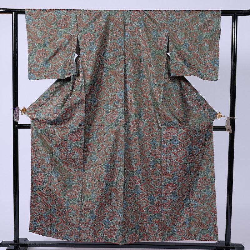 Japanese kimono  (Tsumugi) M-size 100% silk  / 897