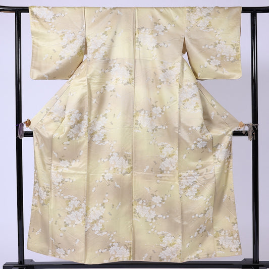 Japanese kimono  (Komon) M-size washable   polyester / 911