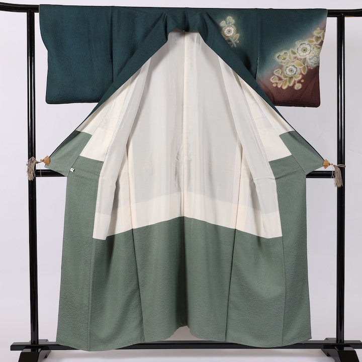 Japanese kimono  (Tsukesage) M-size 100% silk  /  387