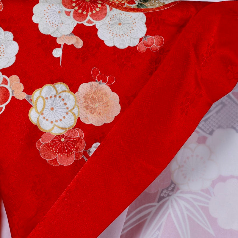 Long-sleeved kimono (Furisode)　/945