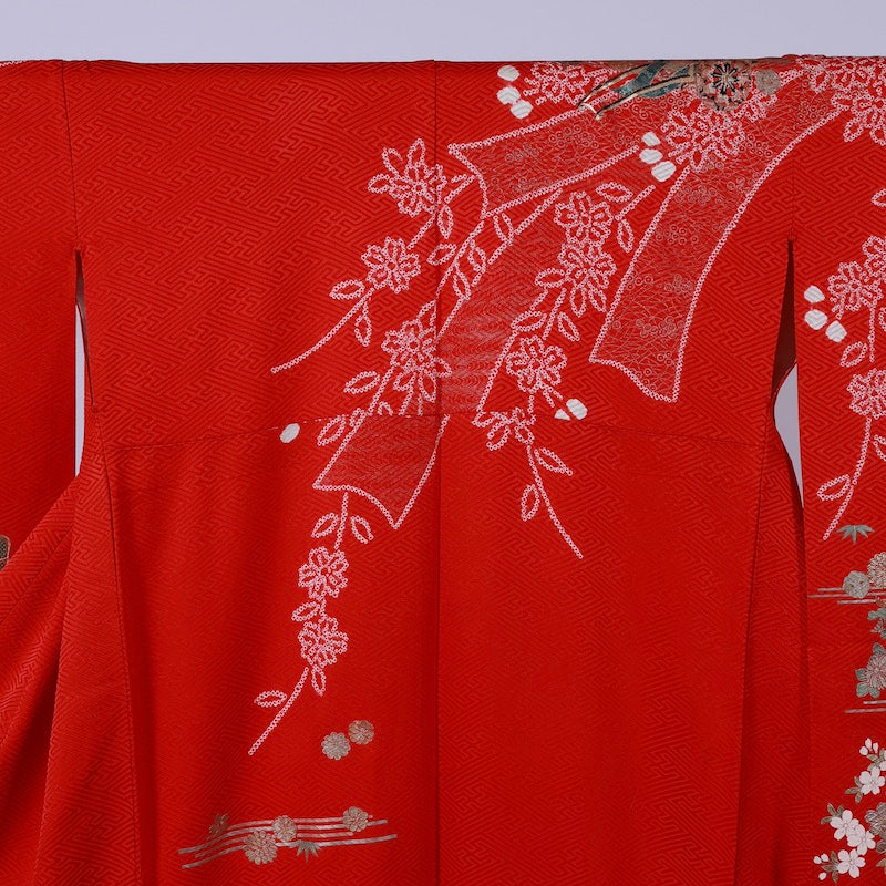 Long-sleeved kimono (Furisode)  /952