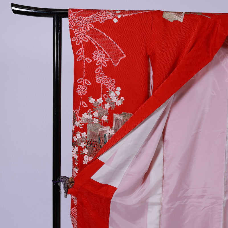 Long-sleeved kimono (Furisode)  /952