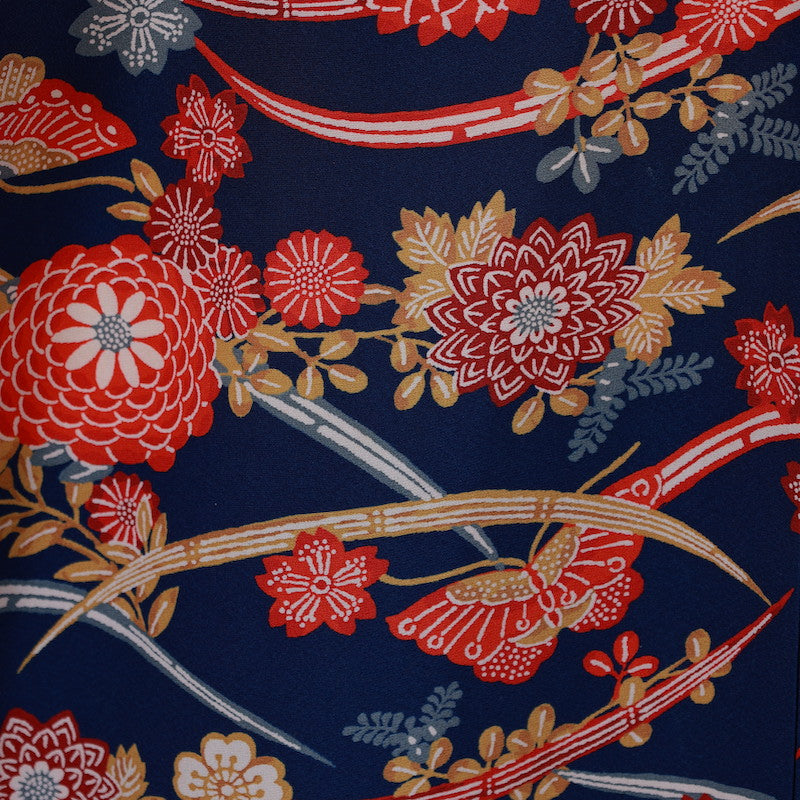 Japanese kimono  (Komon) S-size 100% silk  / 984