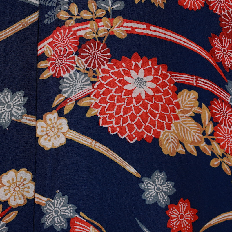 Japanese kimono  (Komon) S-size 100% silk  / 984