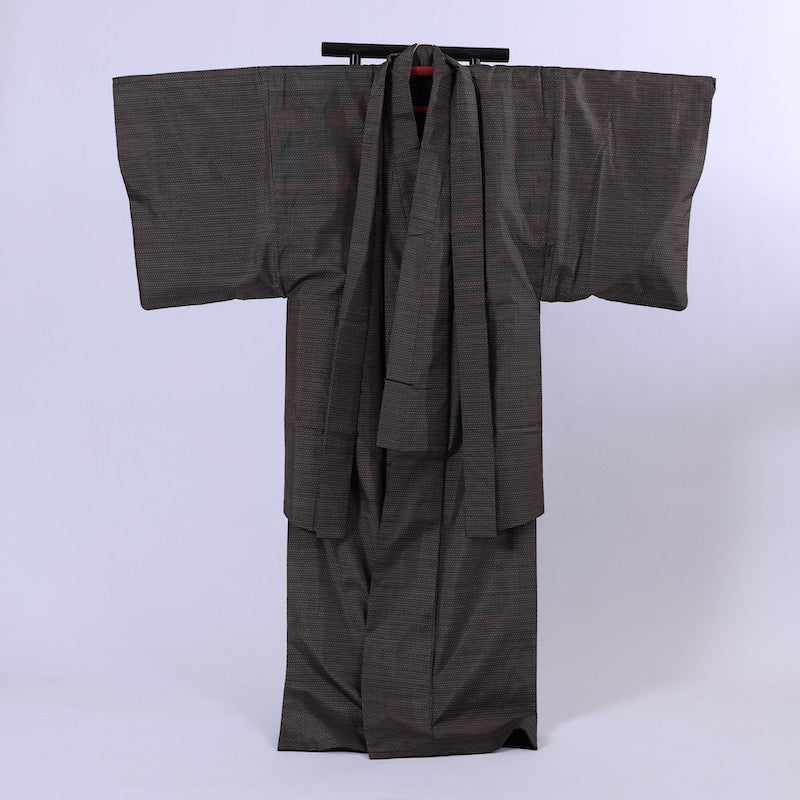 Japanese Men’s Kimono ensemble  L-size 100% silk  / 987