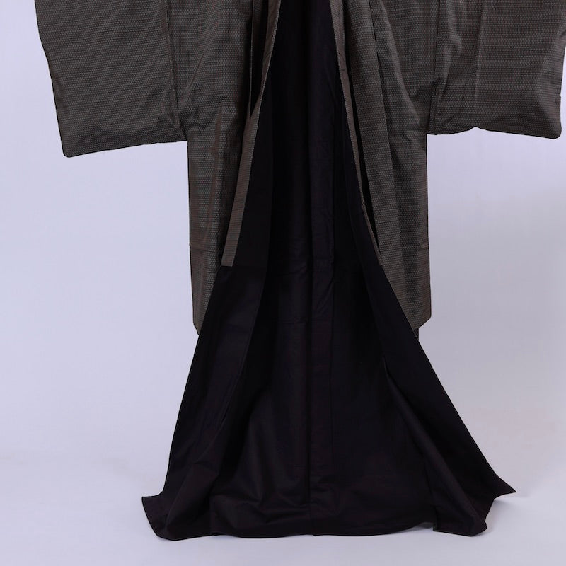 Japanese Men’s Kimono ensemble  L-size 100% silk  / 987