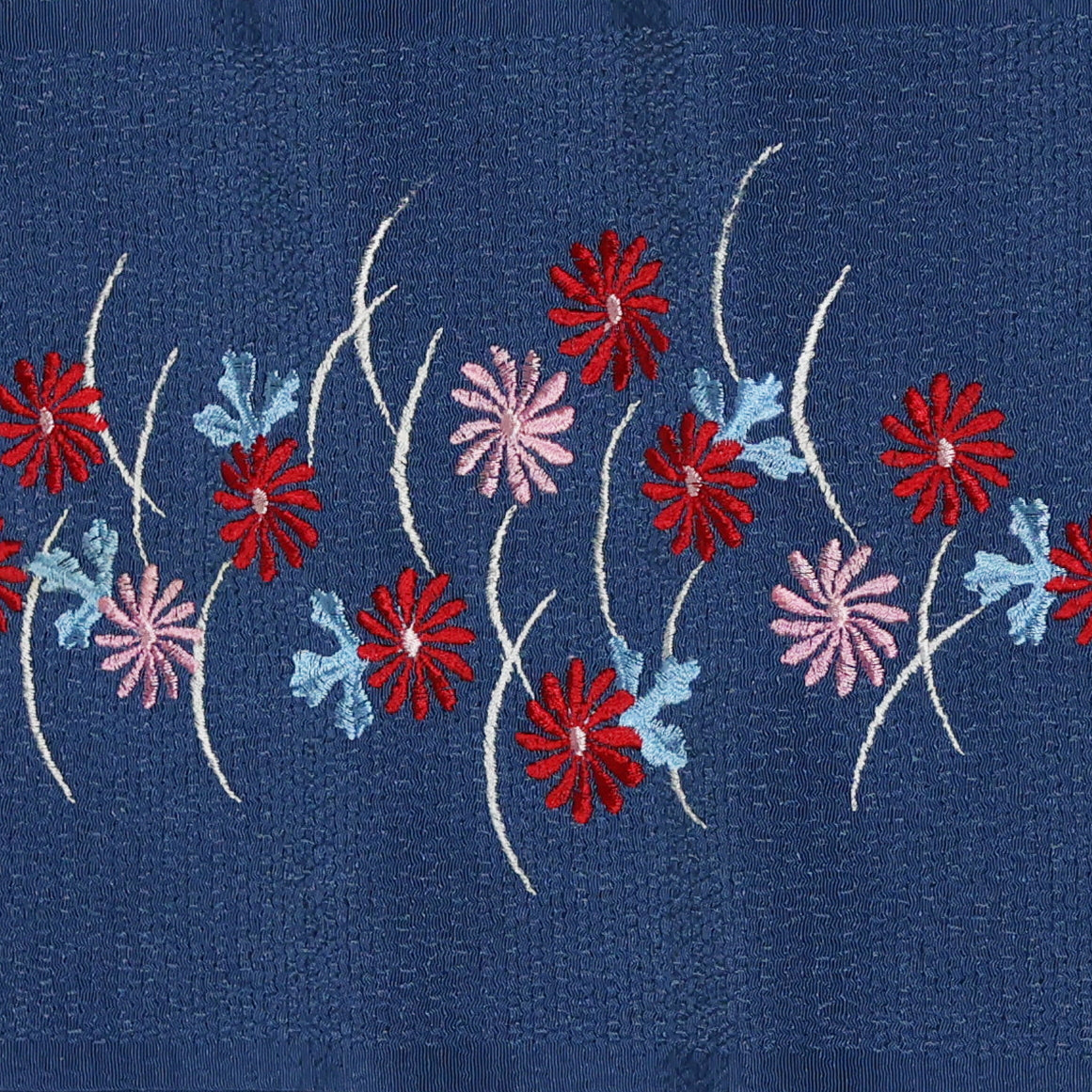 Things to decorate the collar of the kimono / 169