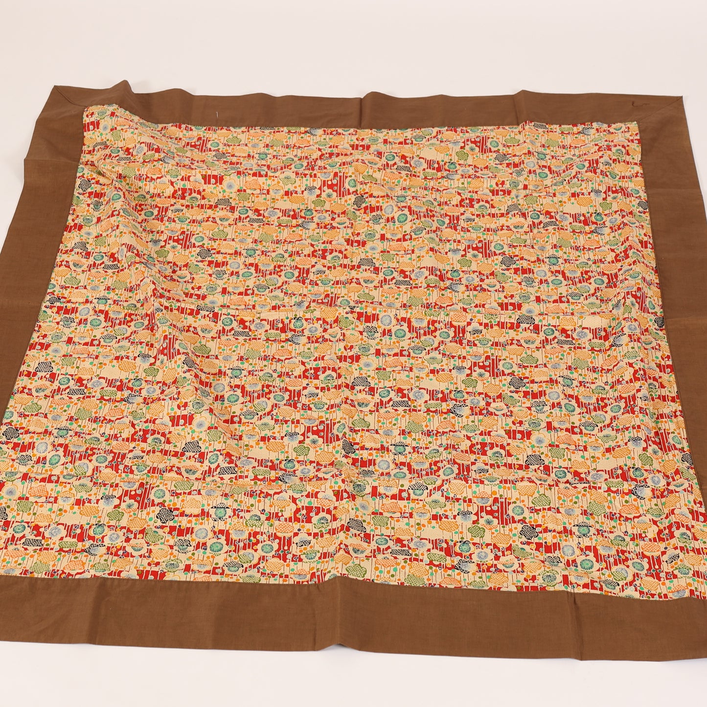 wrapping cloth    51in × 51in  / 165