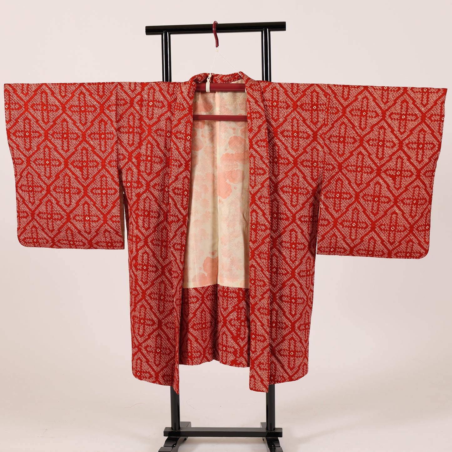 Vintage Japanese kimono Jacket (Haori) S-size 100%silk  /  119