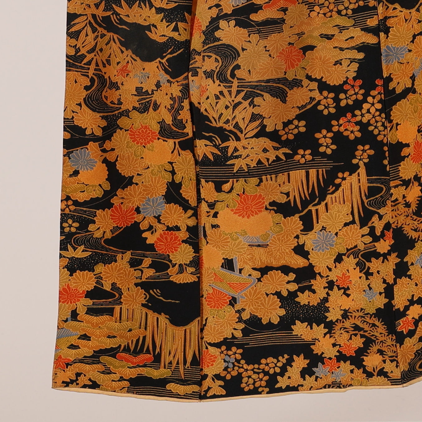 Japanese kimono  (Komon) M-size 100%silk  / 113